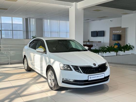 Skoda Octavia 1.8 AMT (180 л.с.) 2019