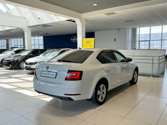 Skoda Octavia 1.8 AMT (180 л.с.) 2019