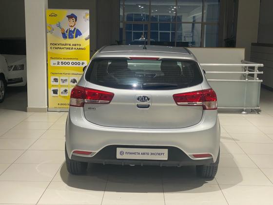 Kia Rio 1.4 AT (107 л.с.) 2015