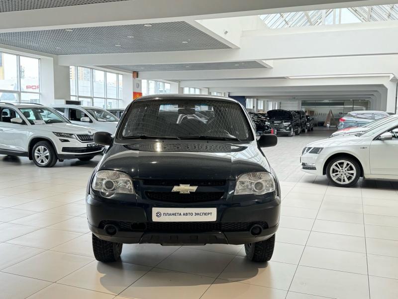 Chevrolet Niva 1.7 MT (80 л.с.) 4WD 2011