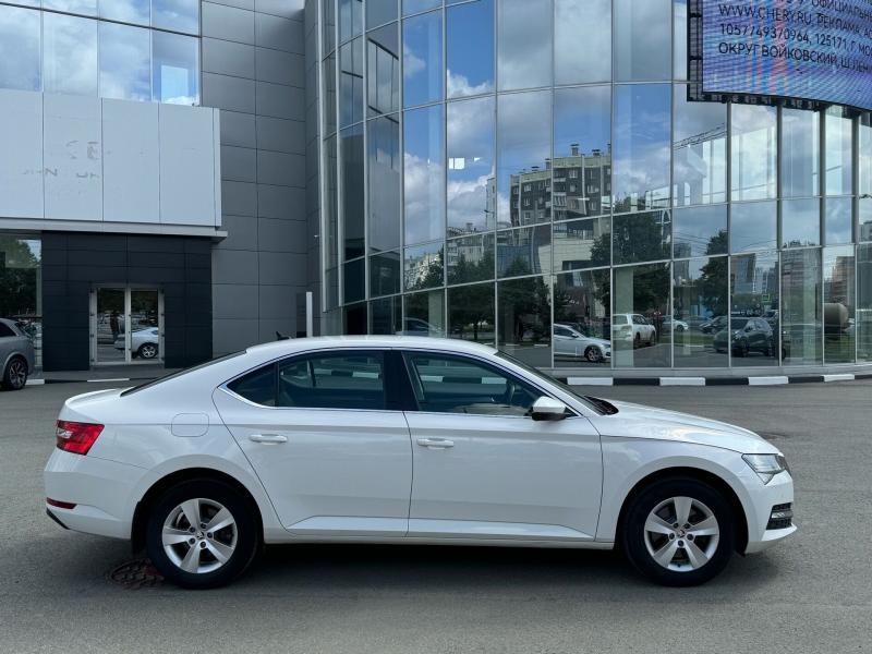 Skoda Superb 1.4 AMT (150 л.с.) 2021