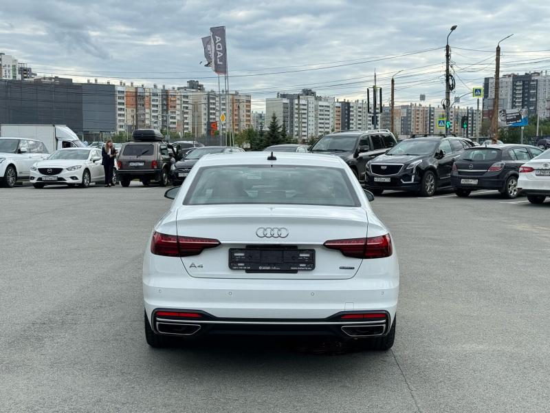 Audi A4 40 TFSI 2.0 AMT (204 л.с.) 4WD 2021