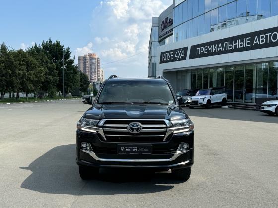 Toyota Land Cruiser 4.5d AT (249 л.с.) 4WD 2019