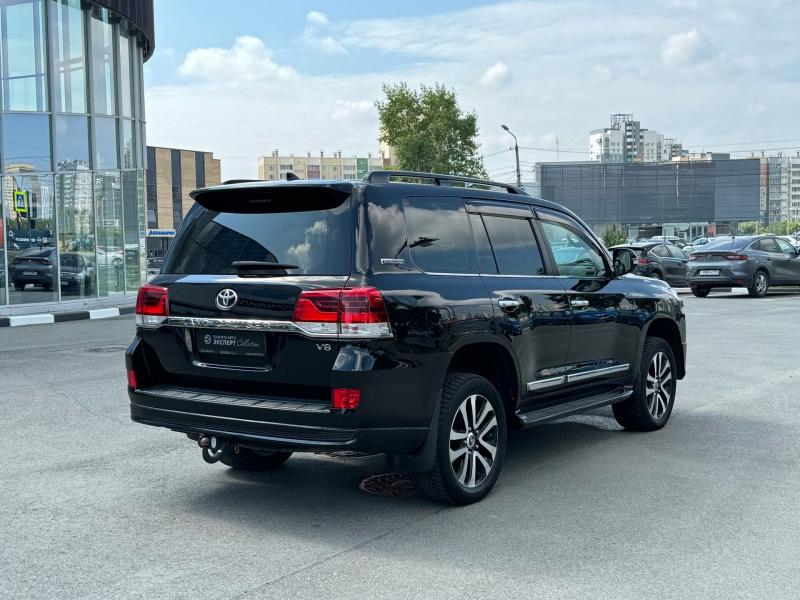 Toyota Land Cruiser 4.5d AT (249 л.с.) 4WD 2019