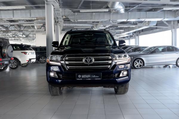 Toyota Land Cruiser 4.5d AT (249 л.с.) 4WD 2017