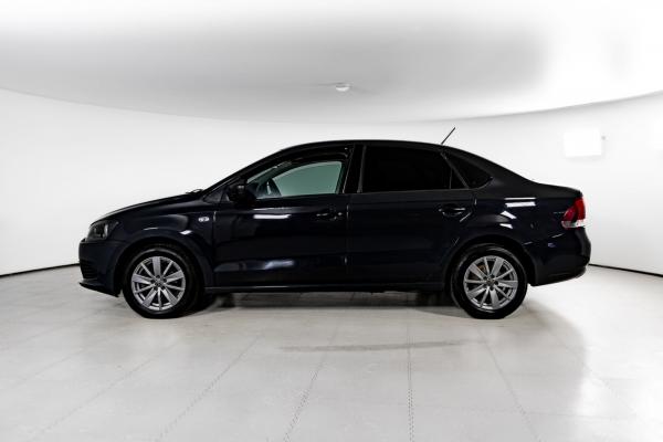 Volkswagen Polo 1.6 MT (105 л.с.) 2014