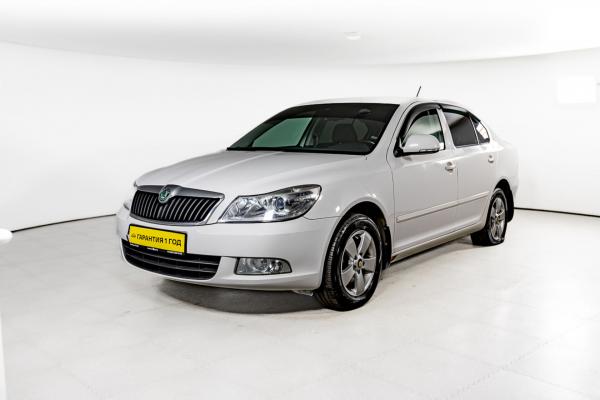 Skoda Octavia 1.6 MT (102 л.с.) 2012