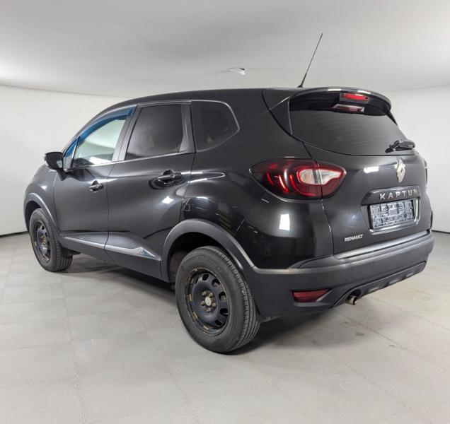 Renault Kaptur 1.6 MT (114 л.с.) 2016