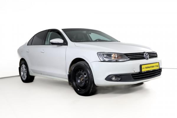 Volkswagen Jetta 1.6 AT (105 л.с.) 2012