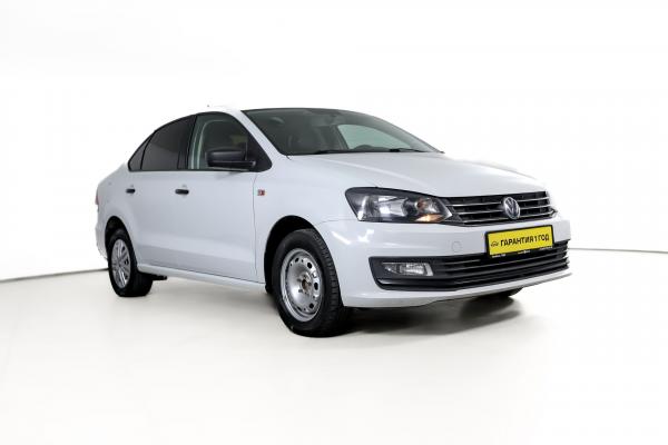 Volkswagen Polo 1.6 MT (90 л.с.) 2015