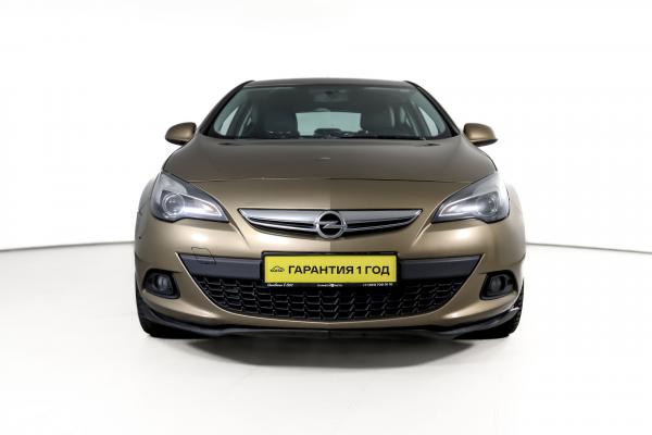 Opel Astra GTC 1.4 MT (140 л.с.) 2013