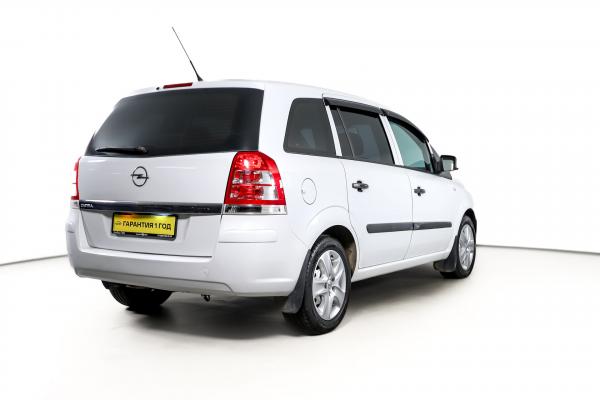 Opel Zafira 1.6 MT (115 л.с.) 2011