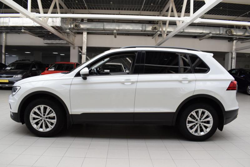 Volkswagen Tiguan 1.4 AMT (150 л.с.) 2018