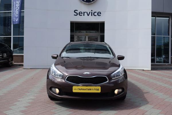 Kia Cee'd 1.6 MT (129 л.с.) 2013