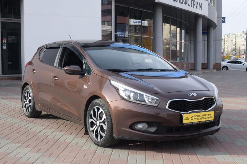 Kia Cee'd 1.6 MT (129 л.с.) 2013