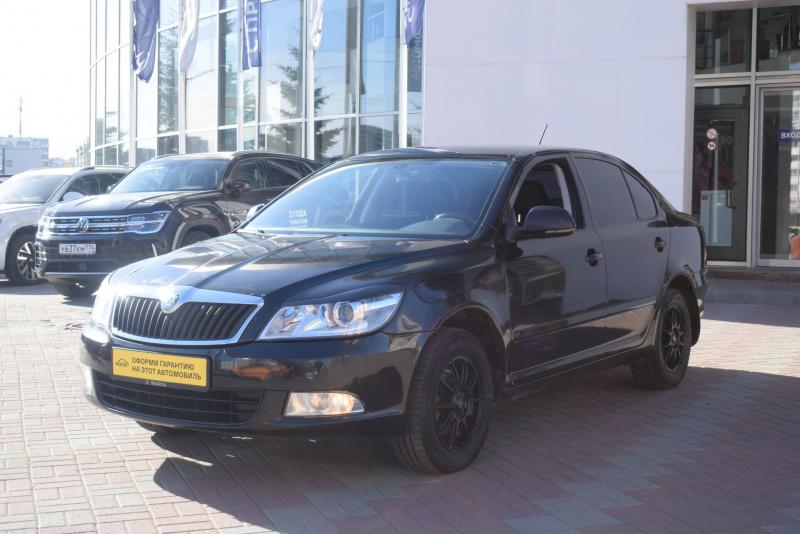 Skoda Octavia 1.6 AT (102 л.с.) 2011