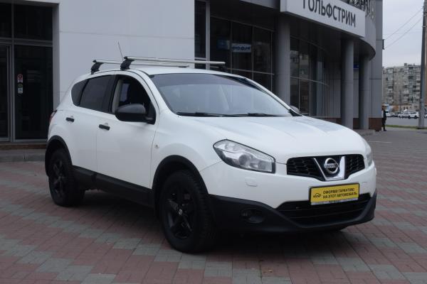 Nissan Qashqai 1.6 CVT (117 л.с.) 2012