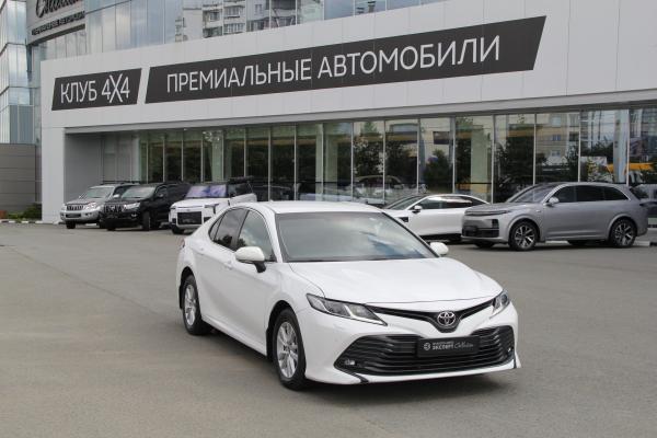 Toyota Camry 2.5 AT (181 л.с.) 2019