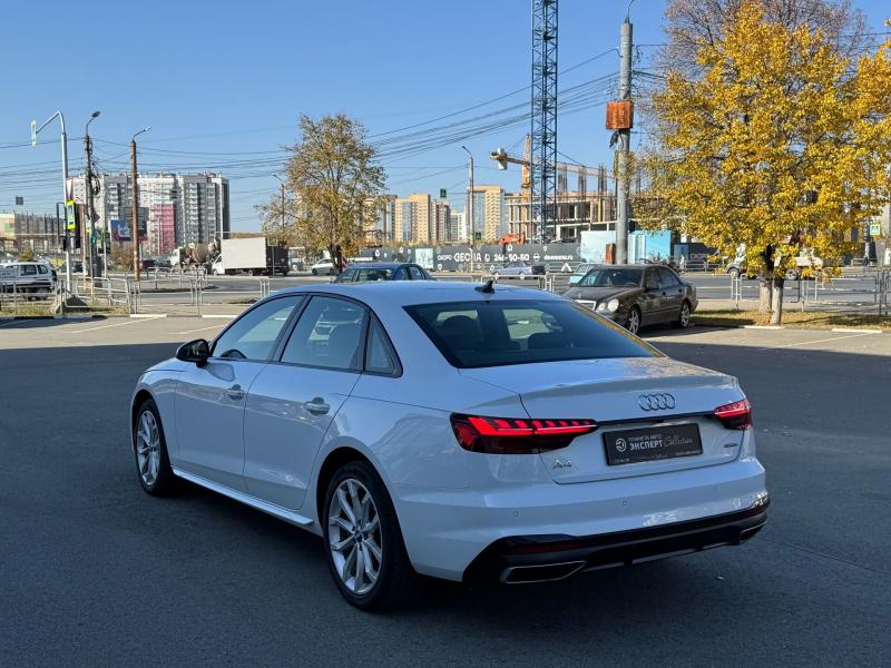 Audi A4 45 TFSI 2.0 AMT (249 л.с.) 4WD 2020