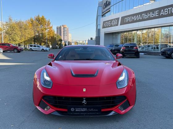 Ferrari F12berlinetta 6.3 AMT (740 л.с.) 2015