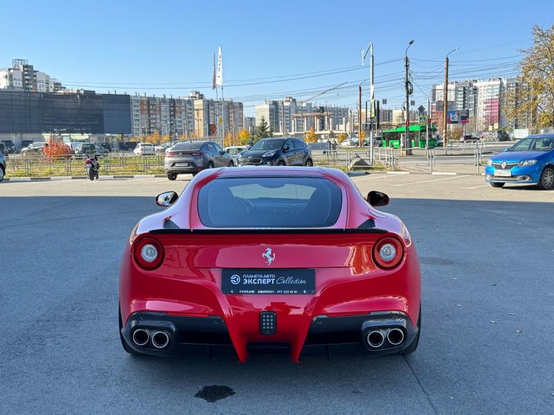 Ferrari F12berlinetta 6.3 AMT (740 л.с.) 2015