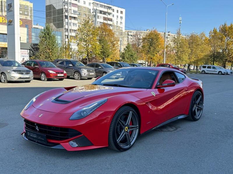 Ferrari F12berlinetta 6.3 AMT (740 л.с.) 2015