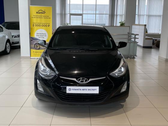 Hyundai Elantra 1.6 MT (132 л.с.) 2015