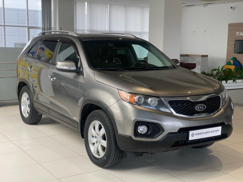 Kia Sorento 2.4 AT (175 л.с.) 4WD 2012