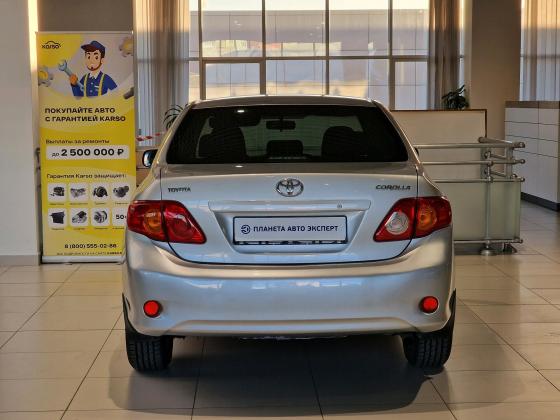 Toyota Corolla 1.6 MT (124 л.с.) 2007