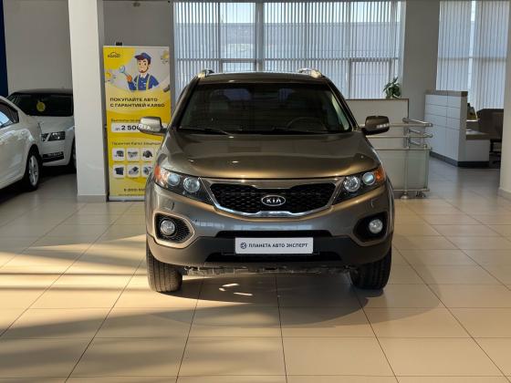 Kia Sorento 2.4 AT (175 л.с.) 4WD 2012