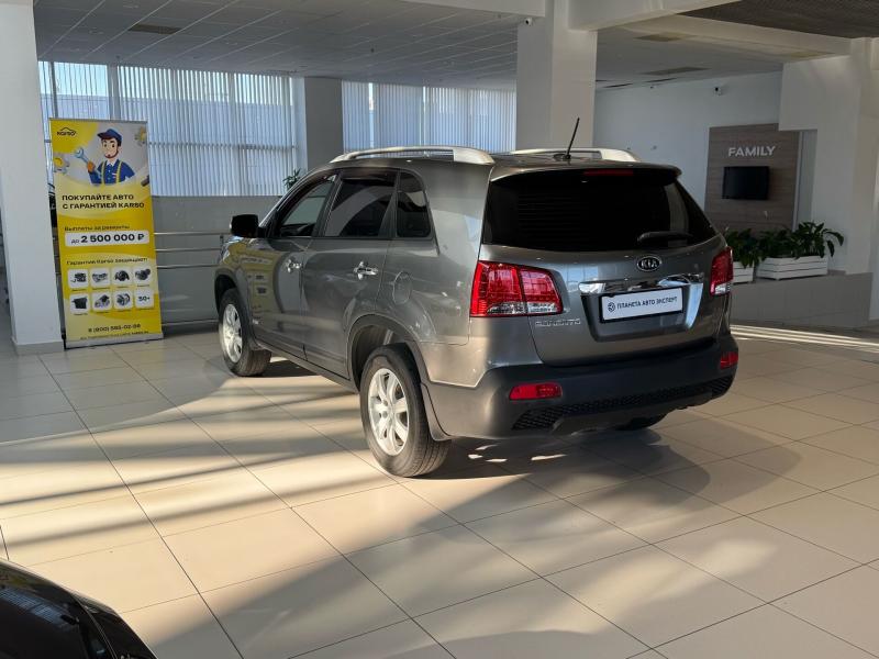 Kia Sorento 2.4 AT (175 л.с.) 4WD 2012