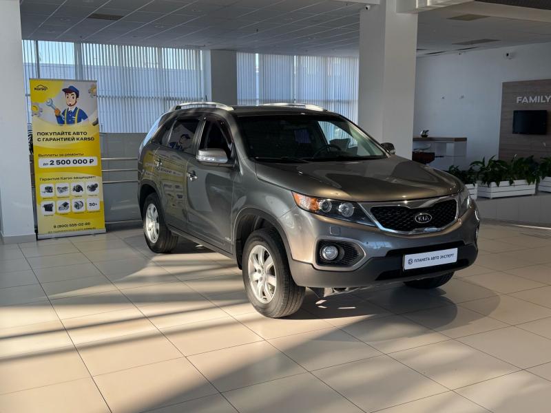 Kia Sorento 2.4 AT (175 л.с.) 4WD 2012