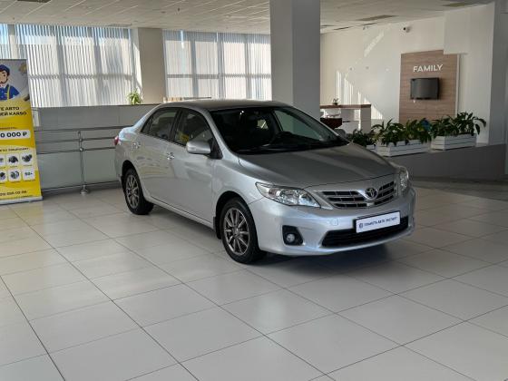 Toyota Corolla 1.6 AT (124 л.с.) 2010