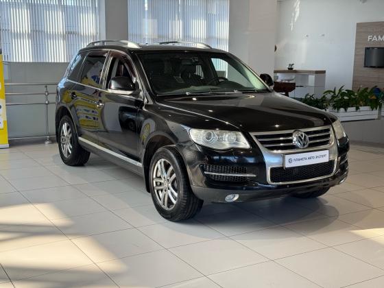 Volkswagen Touareg 3.0d AT (240 л.с.) 4WD 2008