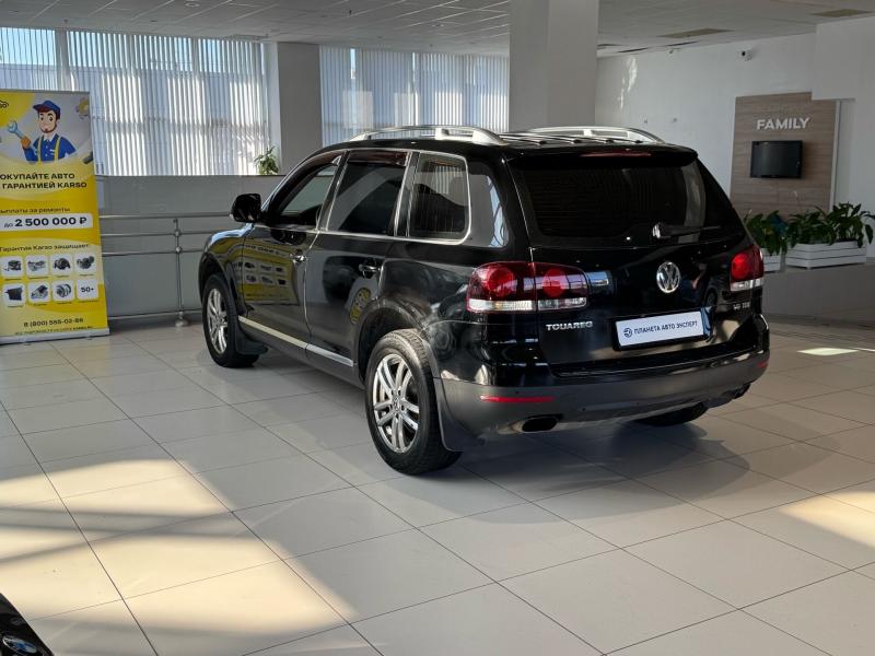 Volkswagen Touareg 3.0d AT (240 л.с.) 4WD 2008